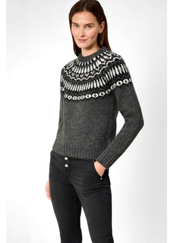 Sweter z norweskim wzorem