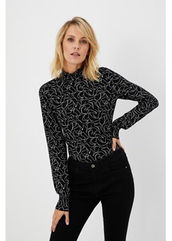 Bawełniana bluzka z nadrukiem ze sklepu Moodo.pl w kategorii Bluzki damskie - zdjęcie 126155916