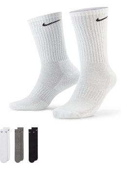 Klasyczne skarpety treningowe Nike Everyday Cushioned (3 pary) - Wielokolorowe ze sklepu Nike poland w kategorii Skarpetki damskie - zdjęcie 126296088