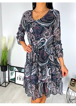 Wzorzysta Sukienka ze sklepu ModnaKiecka.pl w kategorii Sukienki - zdjęcie 126808598