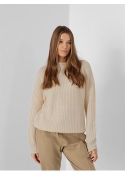 Sweter z grubym splotem damski ze sklepu OUTHORN w kategorii Swetry damskie - zdjęcie 126991307