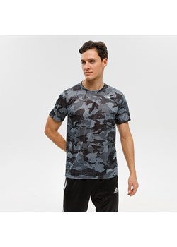 T-shirt męski Nike moro w militarnym stylu 