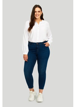 Granatowe jeansy z wysokim stanem, model slim-fit ze sklepu Greenpoint.pl w kategorii Jeansy damskie - zdjęcie 127378211