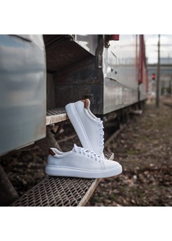 Białe sneakersy GIOVANNI ze sklepu Domenoshoes w kategorii Trampki męskie - zdjęcie 127705075