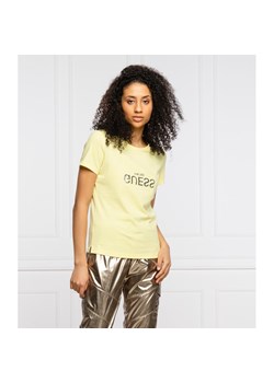 GUESS JEANS T-shirt GLENNA | Regular Fit ze sklepu Gomez Fashion Store w kategorii Bluzki damskie - zdjęcie 127974509