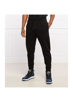 Armani Exchange Spodnie dresowe | Regular Fit ze sklepu Gomez Fashion Store w kategorii Spodnie męskie - zdjęcie 128058248