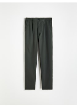 Reserved - Spodnie loose fit - Khaki ze sklepu Reserved w kategorii Spodnie męskie - zdjęcie 128615435