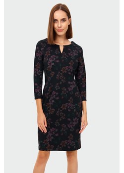Ołówkowa sukienka z nadrukiem ze sklepu Greenpoint.pl w kategorii Sukienki - zdjęcie 129198177