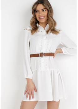 Biała Sukienka Z Paskiem Semeis ze sklepu Born2be Odzież w kategorii Sukienki - zdjęcie 130485728