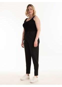 GATE Elastyczne spodnie w paski dla kobiet plus size 44 ze sklepu gateshop w kategorii Spodnie damskie - zdjęcie 131507148