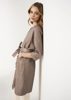 Beżowy skórzany płaszcz damski z paskiem ze sklepu OCHNIK w kategorii Płaszcze damskie - zdjęcie 132051577