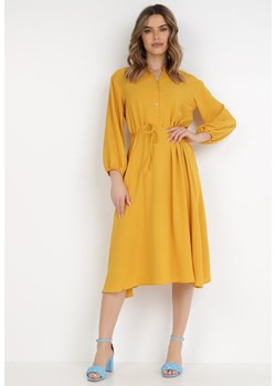 Żółta Sukienka Dynitrite ze sklepu Born2be Odzież w kategorii Sukienki - zdjęcie 132101745