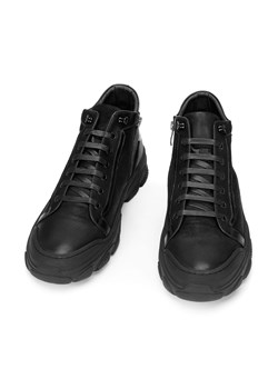 Męskie sneakersy skórzane z suwakiem ze sklepu WITTCHEN w kategorii Buty sportowe męskie - zdjęcie 132433507