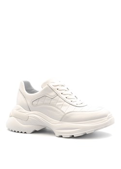Białe pikowane sneakersy CB2734/059 ze sklepu NESCIOR w kategorii Buty sportowe damskie - zdjęcie 132759109