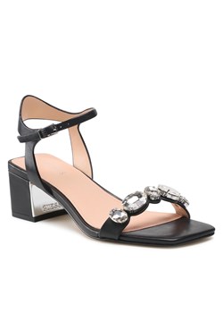 Sandały GUESS - Mahari FL6MAH LEA03 BLACK ze sklepu eobuwie.pl w kategorii Sandały damskie - zdjęcie 132998325