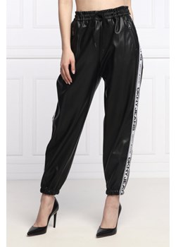DKNY JEANS Spodnie | Relaxed fit ze sklepu Gomez Fashion Store w kategorii Spodnie damskie - zdjęcie 133917595