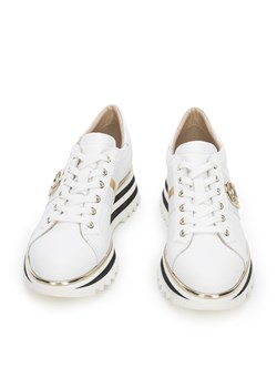 Damskie sneakersy skórzane z klamrą na platformie w pasy ze sklepu WITTCHEN w kategorii Buty sportowe damskie - zdjęcie 133983039