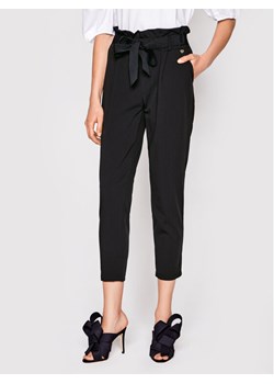 Rinascimento Spodnie materiałowe CFC0102131003 Czarny Slim Fit ze sklepu MODIVO w kategorii Spodnie damskie - zdjęcie 134334187