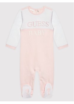 Guess Śpiochy H2RW00 KA6W0 Różowy Regular Fit ze sklepu MODIVO w kategorii Odzież dla niemowląt - zdjęcie 134346218