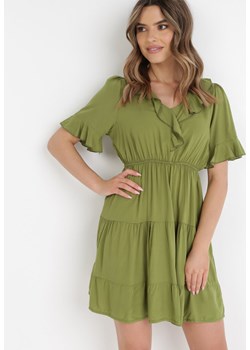 Zielona Sukienka Thessomene ze sklepu Born2be Odzież w kategorii Sukienki - zdjęcie 134603579