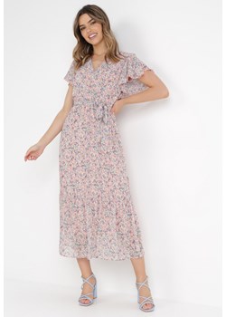 Jasnoróżowa Sukienka Hyrmaera ze sklepu Born2be Odzież w kategorii Sukienki - zdjęcie 134662525
