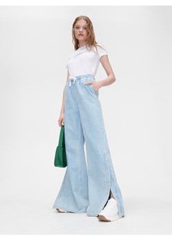 Cropp - Jeansy super wide leg - niebieski ze sklepu Cropp w kategorii Jeansy damskie - zdjęcie 134747495