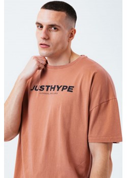 Męski t-shirt oversize z nadrukiem HYPE Men's Oversized T-shirt Vintage ze sklepu Sportstylestory.com w kategorii T-shirty męskie - zdjęcie 135204859
