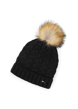 Damska czapka o warkoczowym splocie z pomponem ze sklepu WITTCHEN w kategorii Czapki zimowe damskie - zdjęcie 135244566