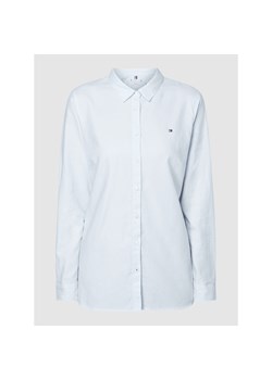 Bluzka koszulowa o kroju regular fit z wyhaftowanym logo ze sklepu Peek&Cloppenburg  w kategorii Koszule damskie - zdjęcie 135424775