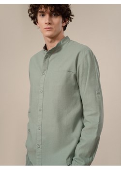 Koszula z lnem męska - zielona ze sklepu OUTHORN w kategorii Koszule męskie - zdjęcie 135500736