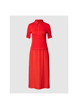 Sukienka midi z obszyciem w kontrastowym kolorze ze sklepu Peek&Cloppenburg  w kategorii Sukienki - zdjęcie 135616875