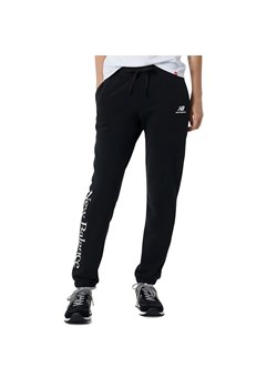 Spodnie New Balance WP21508BK - czarne ze sklepu streetstyle24.pl w kategorii Spodnie damskie - zdjęcie 135823489