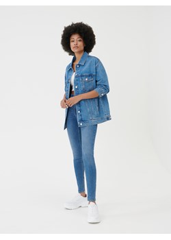 Sinsay - Kurtka jeansowa oversize - Niebieski ze sklepu Sinsay w kategorii Kurtki damskie - zdjęcie 135863128