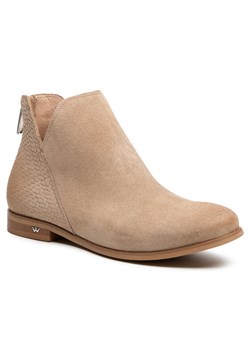 wojas botki z ćwiekami