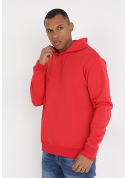Czerwona Bluza Notanthus ze sklepu Born2be Odzież w kategorii Bluzy męskie - zdjęcie 136499999