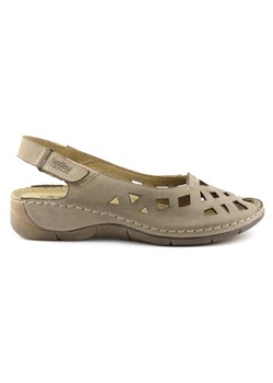 Skórzane sandały damskie z wycięciami - HELIOS Komfort 4027, beżowe ze sklepu ulubioneobuwie w kategorii Sandały damskie - zdjęcie 136656368