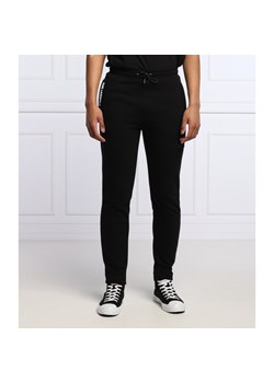 Karl Lagerfeld Spodnie dresowe | Regular Fit ze sklepu Gomez Fashion Store w kategorii Spodnie męskie - zdjęcie 137197489