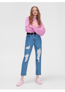 Cropp - Niebieskie mom jeans z paskiem - Niebieski ze sklepu Cropp w kategorii Jeansy damskie - zdjęcie 137203615