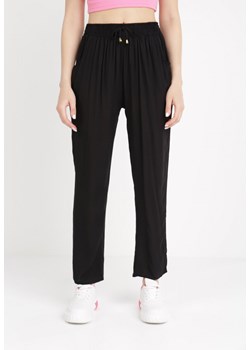 Czarne Spodnie Hyrmeia ze sklepu Born2be Odzież w kategorii Spodnie damskie - zdjęcie 137647695