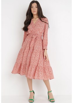 Różowa Sukienka Cillele ze sklepu Born2be Odzież w kategorii Sukienki - zdjęcie 137647719