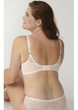 Triumph Peony Florale hipsterki 10188896, Kolor kremowy, Rozmiar 38, Triumph ze sklepu Intymna w kategorii Majtki damskie - zdjęcie 137665888