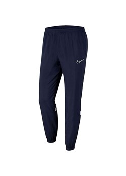 Spodnie męskie Nike na jesień 