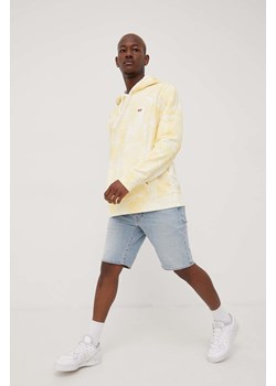 Levi&apos;s bluza bawełniana męska kolor żółty z kapturem wzorzysta ze sklepu ANSWEAR.com w kategorii Bluzy męskie - zdjęcie 138370617