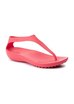 Sandały damskie różowe Crocs na płaskiej podeszwie casualowe z gumy  ze sklepu taniesportowe.pl w kategorii Sandały damskie - zdjęcie 138426269
