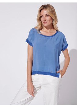 Bluzka z niebieskim wykończeniem Féria ze sklepu Eye For Fashion w kategorii Bluzki damskie - zdjęcie 138439698