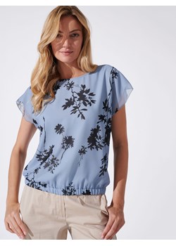 Niebieska bluzka ze wzorem w gałązki Féria ze sklepu Eye For Fashion w kategorii Bluzki damskie - zdjęcie 138439707