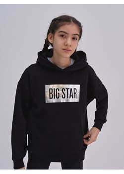 Bluza dziewczęca z kapturem i opalizującym nadrukiem czarna Tulipa 906 ze sklepu Big Star w kategorii Bluzy dziewczęce - zdjęcie 138587245
