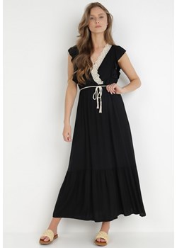 Czarna Sukienka Lasthusa ze sklepu Born2be Odzież w kategorii Sukienki - zdjęcie 138641247