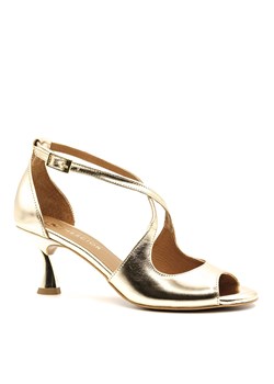 Złote skórzane sandały na ozdobnym obcasie 268E ze sklepu NESCIOR w kategorii Sandały damskie - zdjęcie 138650867