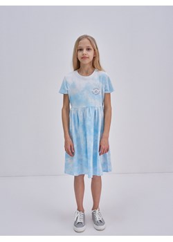 Sukienka dziewczęca z bawełny ekologicznej tie-dye Fionalka 400 ze sklepu Big Star w kategorii Sukienki dziewczęce - zdjęcie 138918236